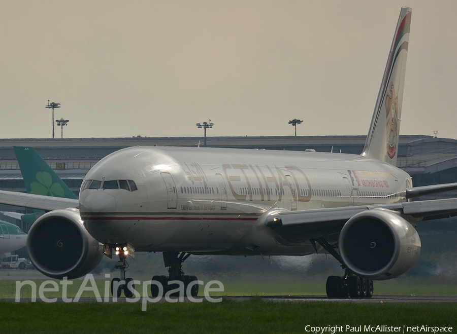 Etihad Airways Boeing 777-3FX(ER) (A6-ETC) | Photo 33536