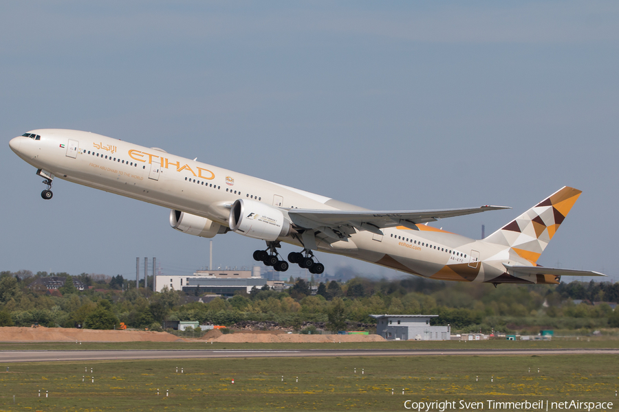 Etihad Airways Boeing 777-3FX(ER) (A6-ETC) | Photo 160232