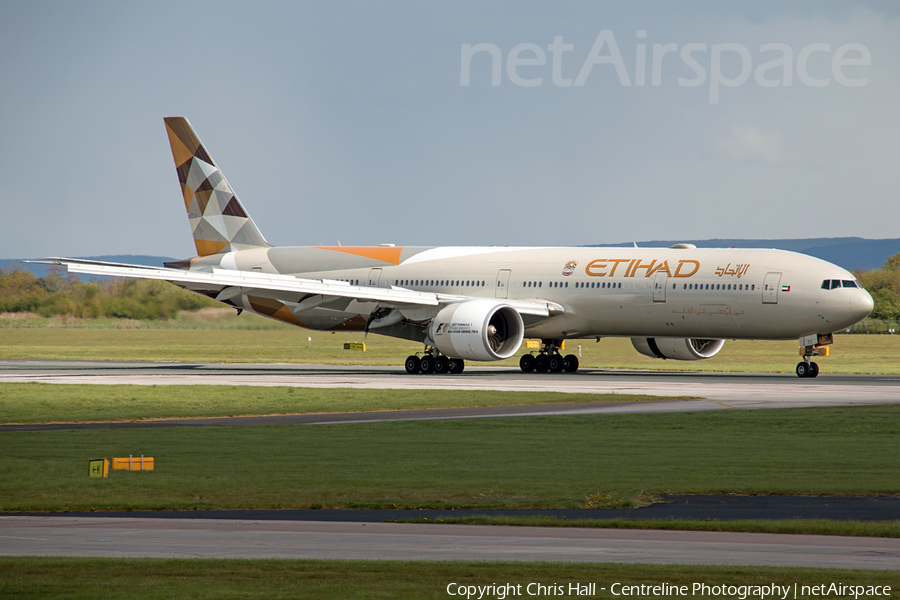 Etihad Airways Boeing 777-3FX(ER) (A6-ETC) | Photo 158400