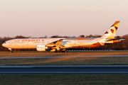 Etihad Airways Boeing 777-3FX(ER) (A6-ETE) at  Manchester - International (Ringway), United Kingdom