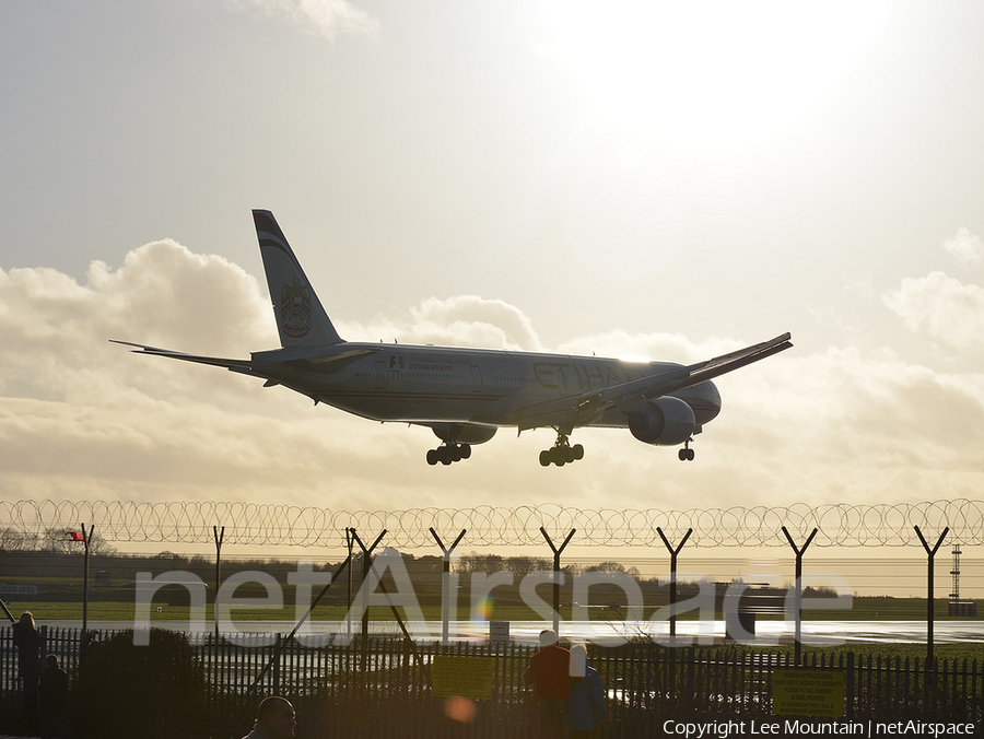 Etihad Airways Boeing 777-3FX(ER) (A6-ETF) | Photo 51590