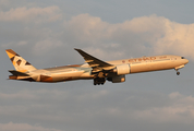 Etihad Airways Boeing 777-3FX(ER) (A6-ETG) at  Dallas/Ft. Worth - International, United States