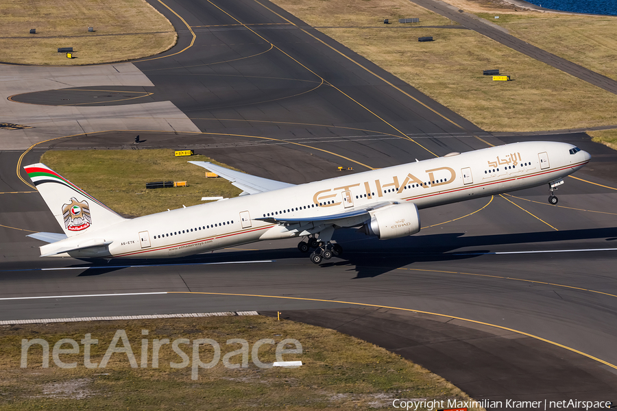 Etihad Airways Boeing 777-3FX(ER) (A6-ETK) | Photo 390252