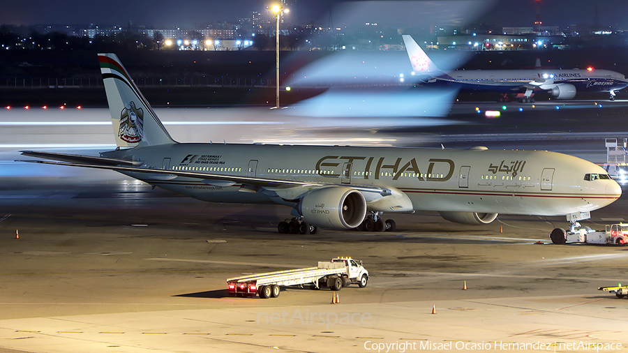 Etihad Airways Boeing 777-3FX(ER) (A6-ETL) | Photo 156392