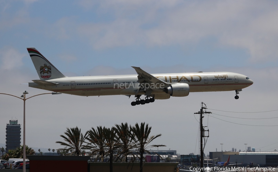 Etihad Airways Boeing 777-3FX(ER) (A6-ETM) | Photo 435060