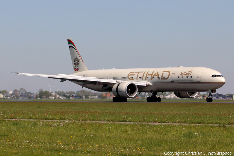 Etihad Airways Boeing 777-3FX(ER) (A6-ETO) | Photo 243122