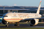 Etihad Airways Boeing 777-3FX(ER) (A6-ETQ) at  Dublin, Ireland