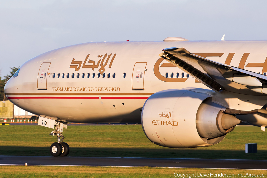 Etihad Airways Boeing 777-3FX(ER) (A6-ETQ) | Photo 92242