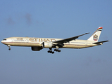 Etihad Airways Boeing 777-3FX(ER) (A6-ETQ) at  Rome - Fiumicino (Leonardo DaVinci), Italy