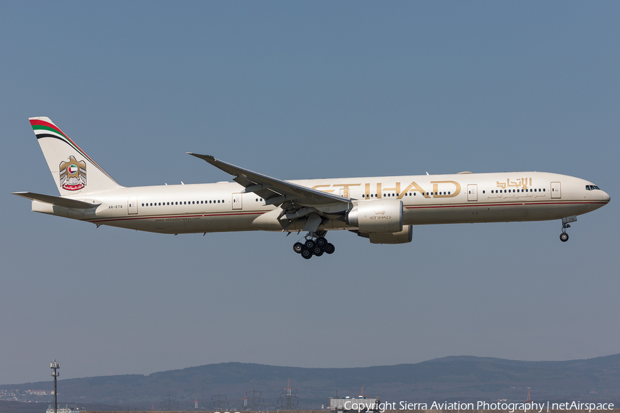 Etihad Airways Boeing 777-3FX(ER) (A6-ETQ) | Photo 328889