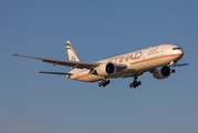 Etihad Airways Boeing 777-3FX(ER) (A6-ETS) at  Amsterdam - Schiphol, Netherlands