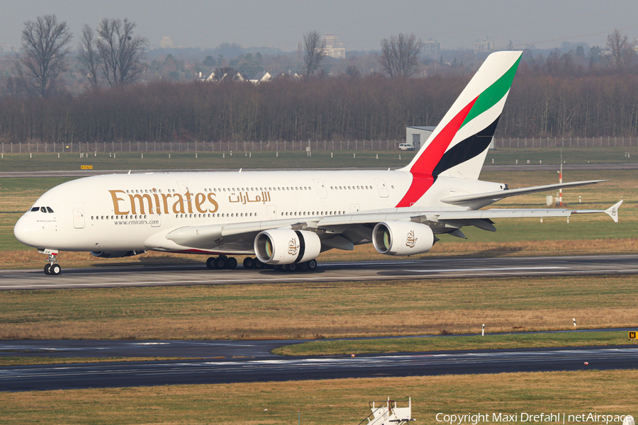 Emirates Airbus A380-861 (A6-EUA) | Photo 488144