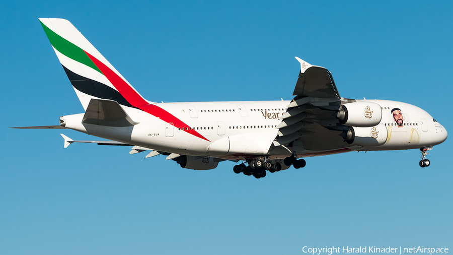 Emirates Airbus A380-861 (A6-EUA) | Photo 296019