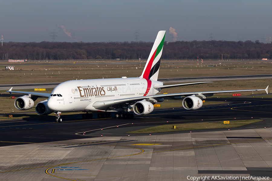 Emirates Airbus A380-861 (A6-EUC) | Photo 290348