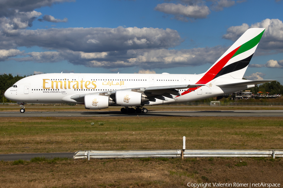 Emirates Airbus A380-861 (A6-EUC) | Photo 525601