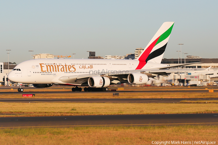Emirates Airbus A380-861 (A6-EUE) | Photo 358923