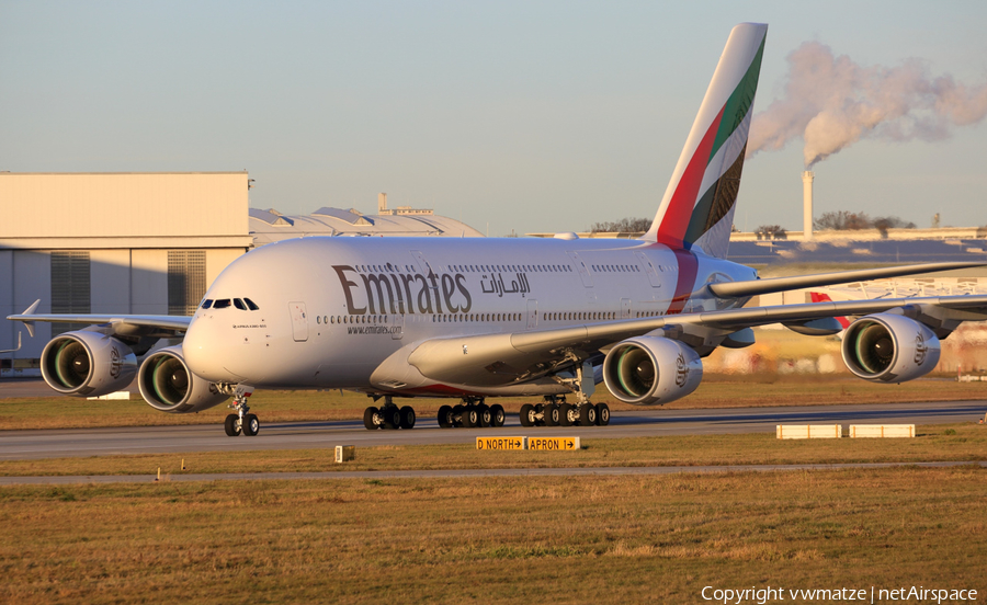 Emirates Airbus A380-861 (A6-EUJ) | Photo 132611