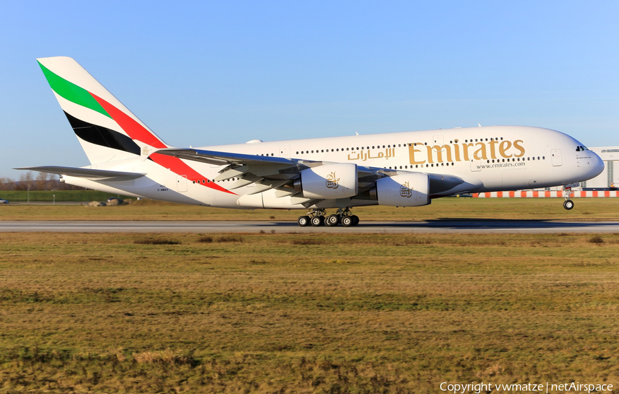 Emirates Airbus A380-861 (A6-EUJ) | Photo 132612