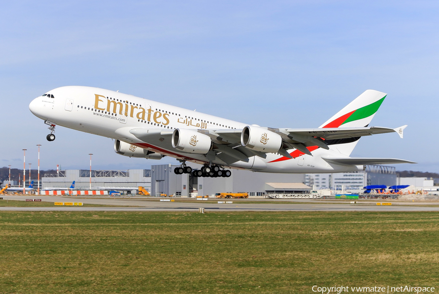 Emirates Airbus A380-841 (A6-EUP) | Photo 152049