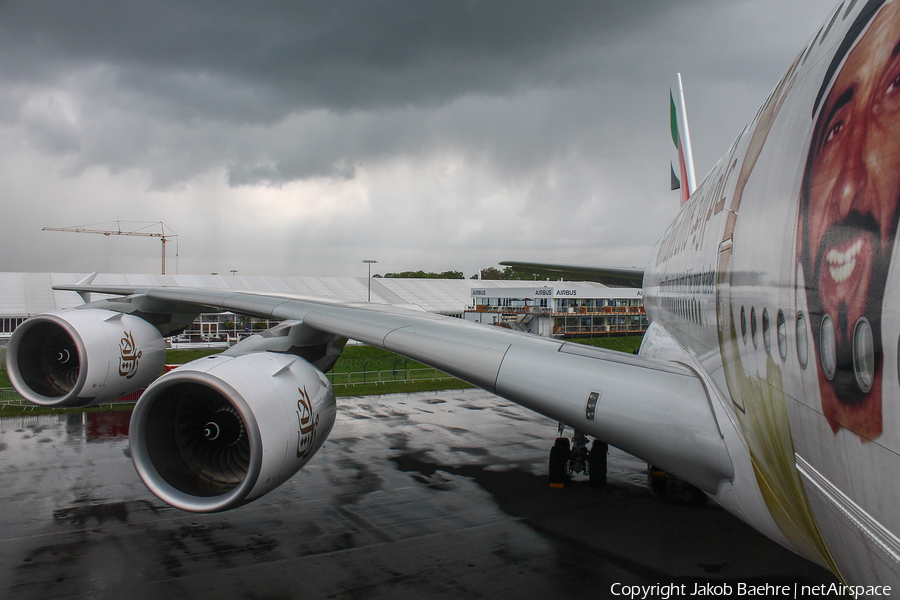 Emirates Airbus A380-842 (A6-EUV) | Photo 241555