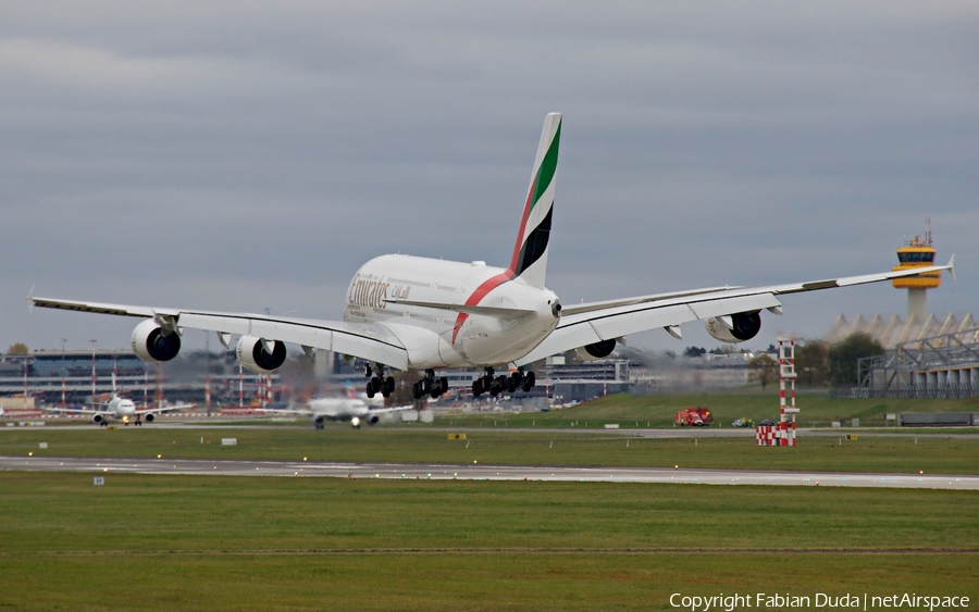 Emirates Airbus A380-842 (A6-EUW) | Photo 272968