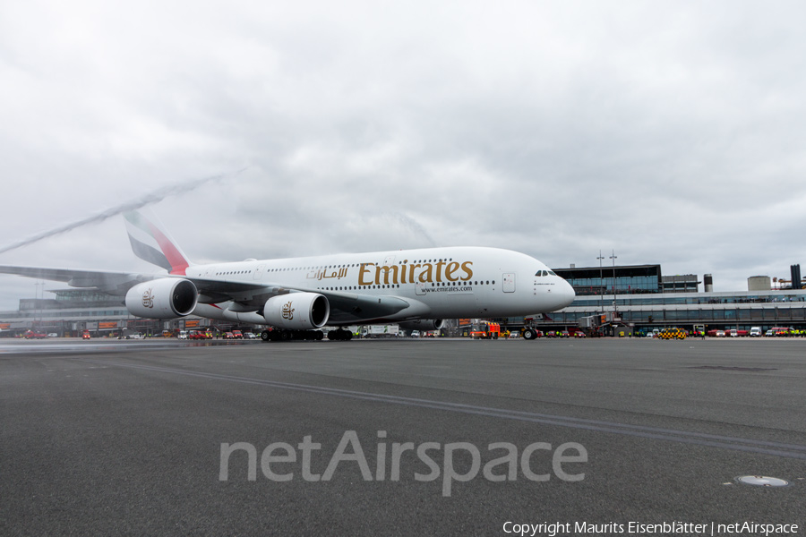 Emirates Airbus A380-842 (A6-EUW) | Photo 292544