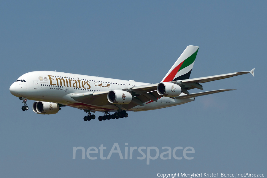 Emirates Airbus A380-861 (A6-EUX) | Photo 404638