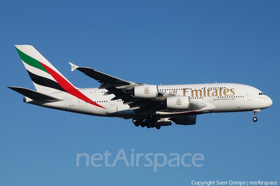 Emirates Airbus A380-842 (A6-EVC) | Photo 335289