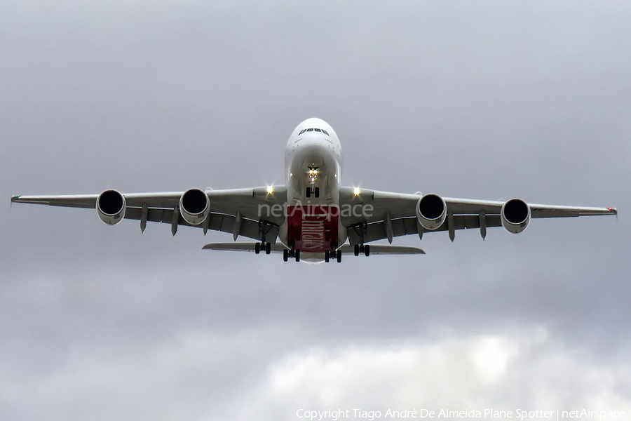Emirates Airbus A380-842 (A6-EVD) | Photo 517511