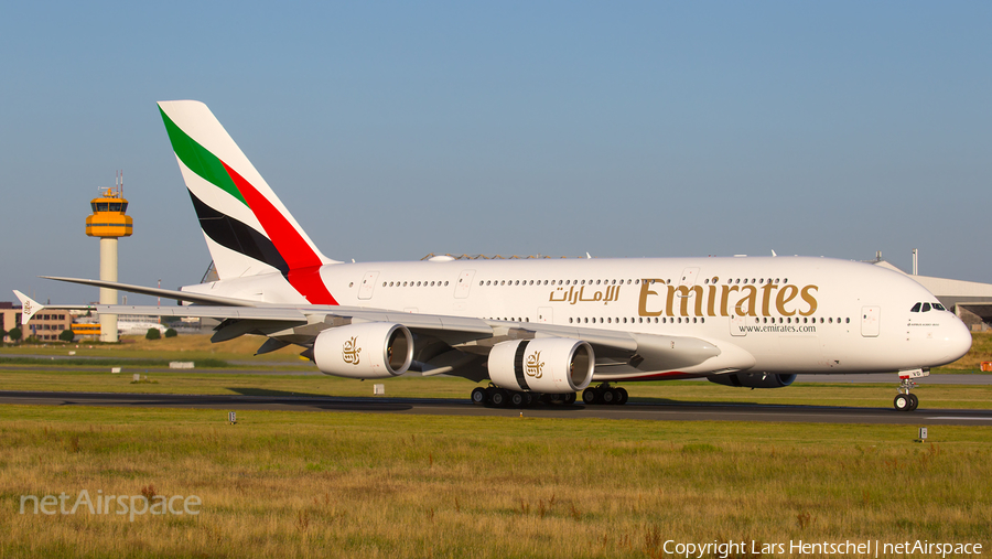 Emirates Airbus A380-842 (A6-EVD) | Photo 341876