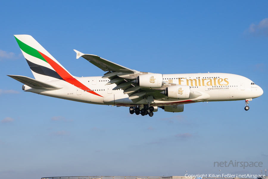 Emirates Airbus A380-842 (A6-EVE) | Photo 410732