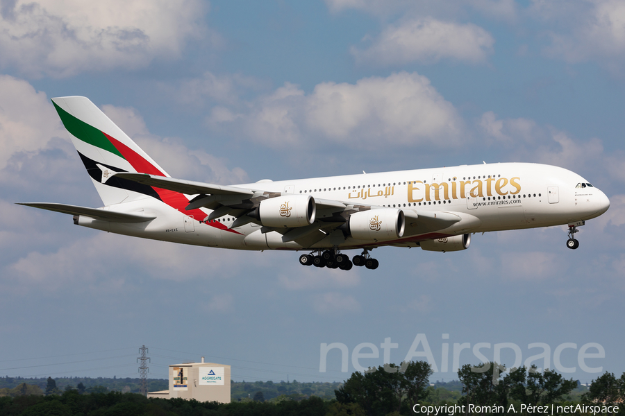 Emirates Airbus A380-842 (A6-EVE) | Photo 582986