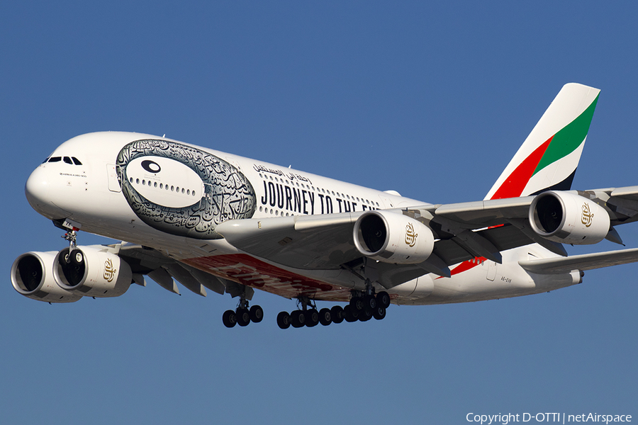 Emirates Airbus A380-842 (A6-EVK) | Photo 543445