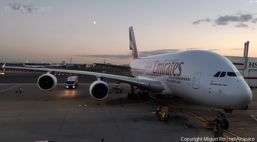 Emirates Airbus A380-842 (A6-EVN) | Photo 529974