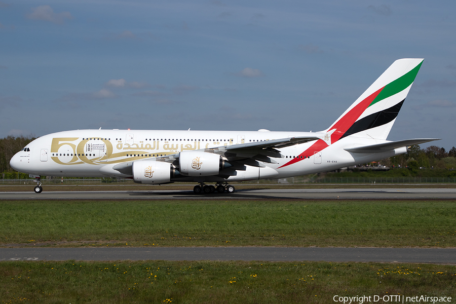 Emirates Airbus A380-842 (A6-EVQ) | Photo 506797