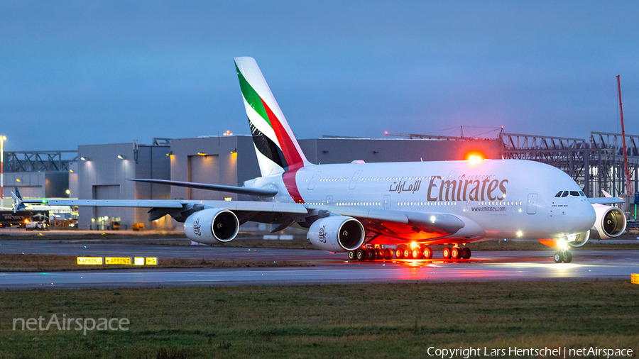 Emirates Airbus A380-842 (A6-EVS) | Photo 484233