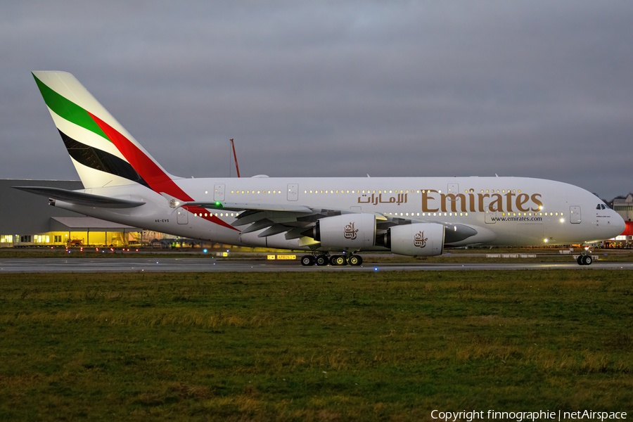 Emirates Airbus A380-842 (A6-EVS) | Photo 484269