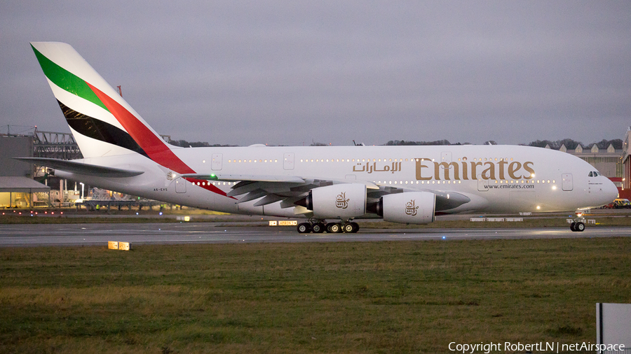 Emirates Airbus A380-842 (A6-EVS) | Photo 593052