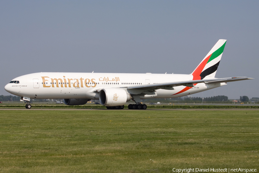 Emirates Boeing 777-21H(LR) (A6-EWA) | Photo 550569