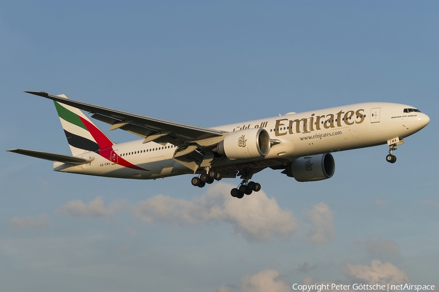 Emirates Boeing 777-21H(LR) (A6-EWA) | Photo 180345