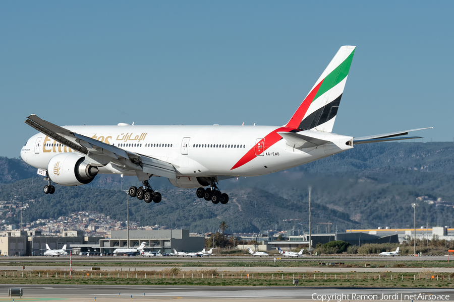 Emirates Boeing 777-21H(LR) (A6-EWD) | Photo 602664