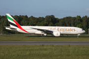 Emirates Boeing 777-21H(LR) (A6-EWD) at  Hamburg - Fuhlsbuettel (Helmut Schmidt), Germany