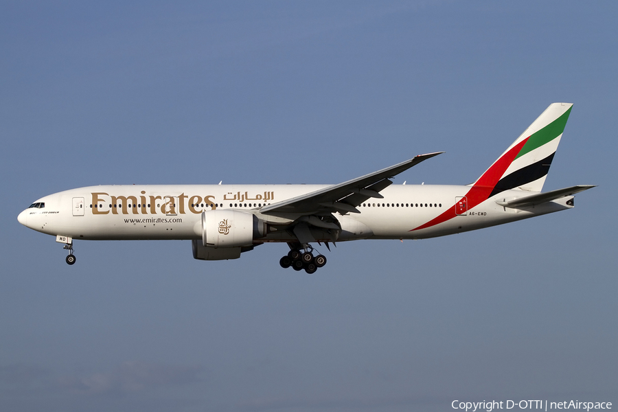 Emirates Boeing 777-21H(LR) (A6-EWD) | Photo 408710