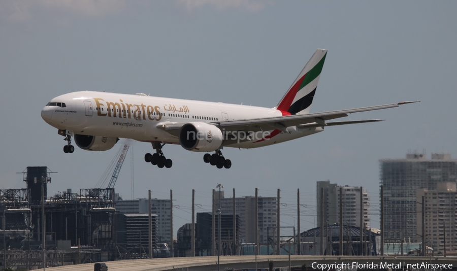 Emirates Boeing 777-21H(LR) (A6-EWG) | Photo 516264