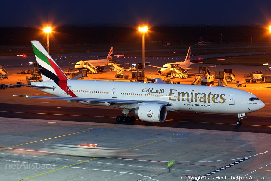 Emirates Boeing 777-21H(LR) (A6-EWH) | Photo 395228