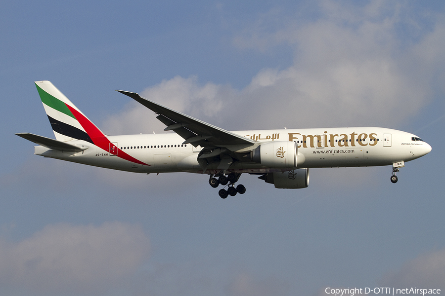 Emirates Boeing 777-21H(LR) (A6-EWH) | Photo 396845