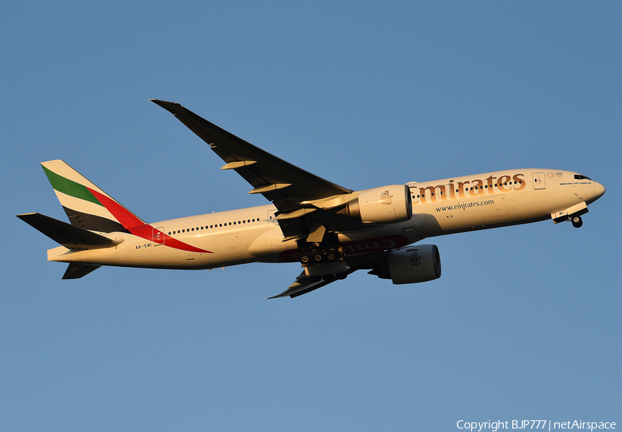 Emirates Boeing 777-21H(LR) (A6-EWI) | Photo 468662
