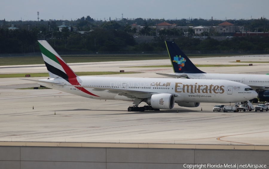 Emirates Boeing 777-21H(LR) (A6-EWI) | Photo 516267