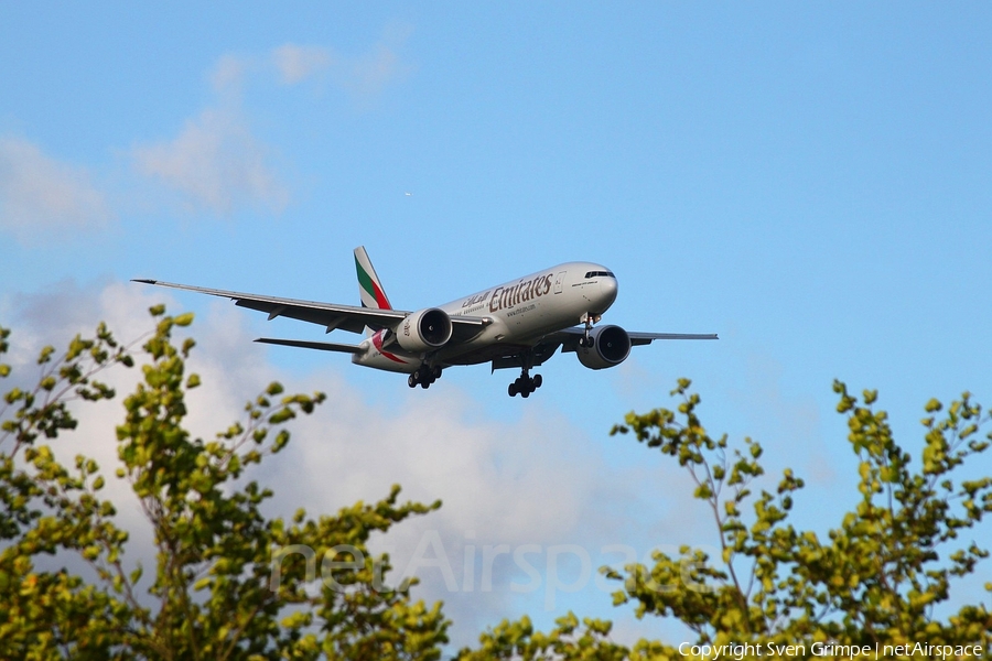 Emirates Boeing 777-21H(LR) (A6-EWI) | Photo 17774