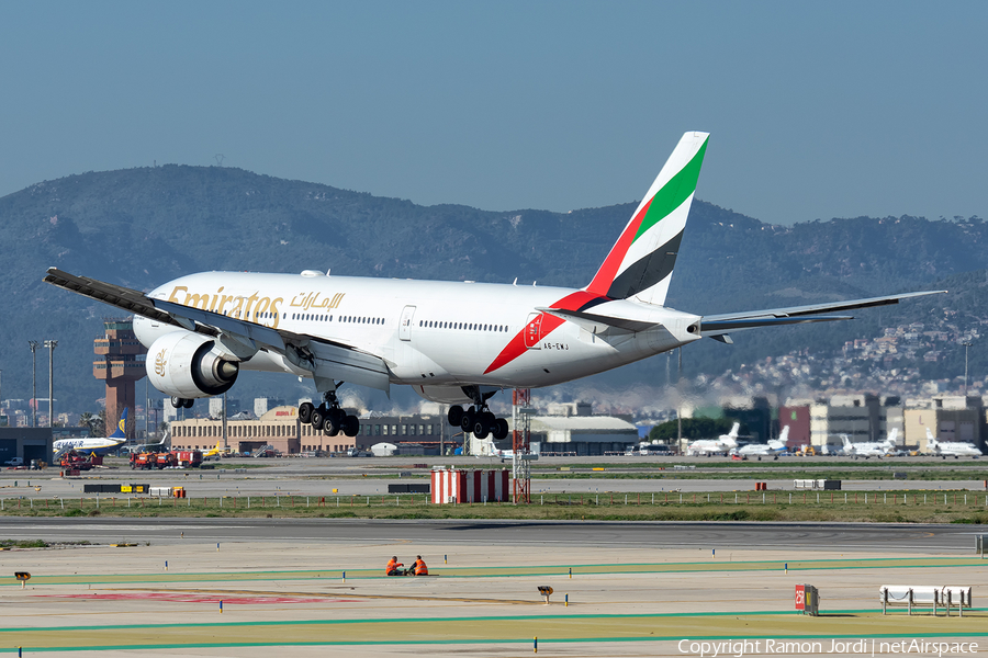 Emirates Boeing 777-21H(LR) (A6-EWJ) | Photo 373587